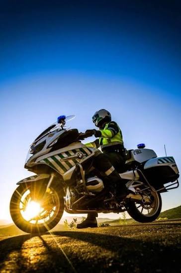 Guardia Civil en moto